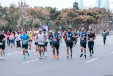“Bakı Marafonu 2025” yekunlaşdı: külək rəqib deyil, ilhamdır - rekord sayda iştirakçı (FOTO) (YENİLƏNİB)