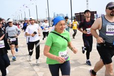 “Bakı Marafonu 2025” yekunlaşdı: külək rəqib deyil, ilhamdır - rekord sayda iştirakçı (FOTO) (YENİLƏNİB)