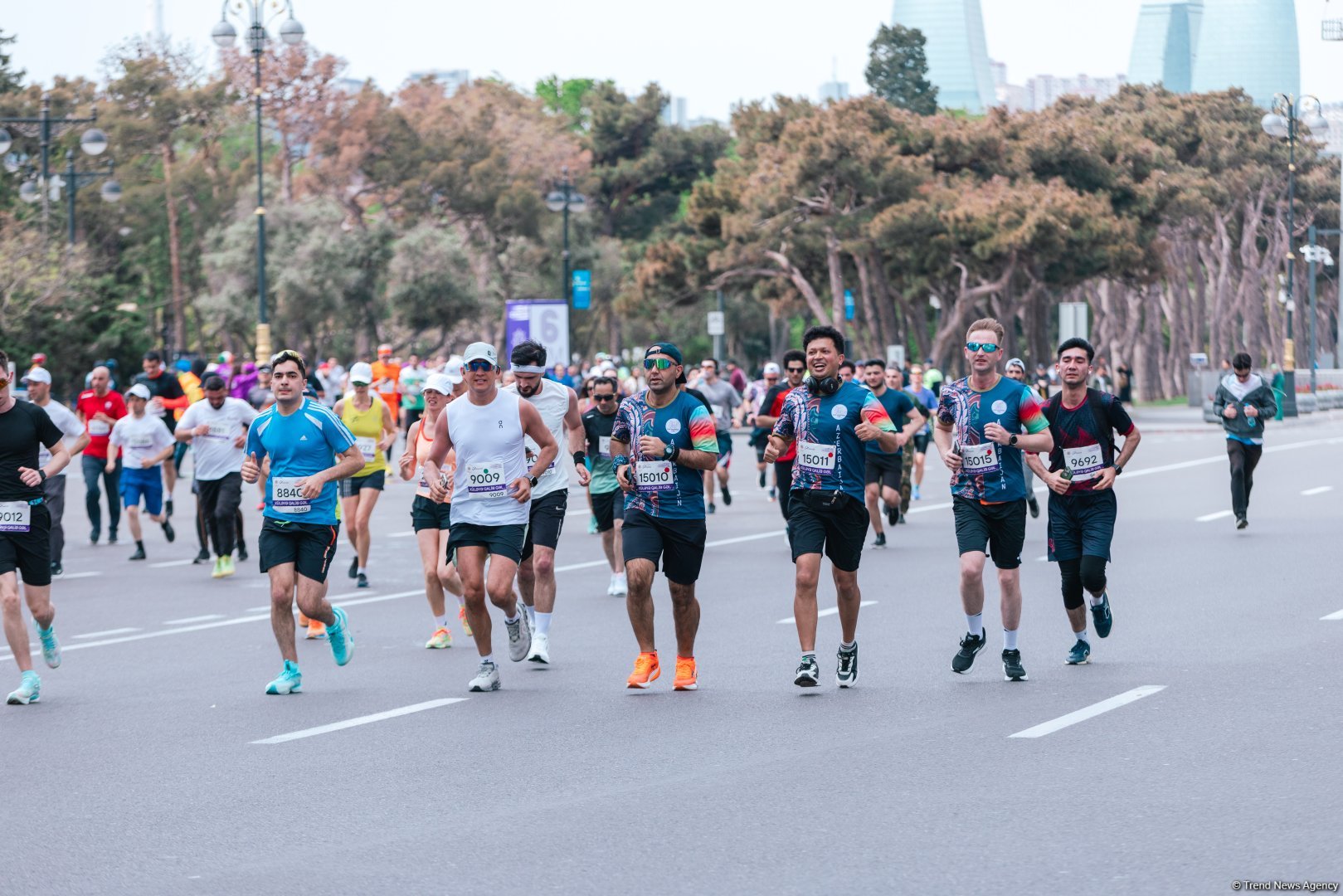 “Bakı Marafonu 2025” yekunlaşdı: külək rəqib deyil, ilhamdır - rekord sayda iştirakçı (FOTO) (YENİLƏNİB)