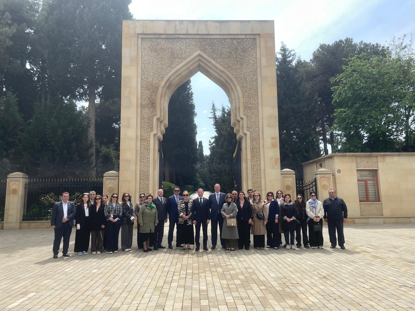Bu gün Azərbaycanda  5 may “Xalçaçı günü”dür! (FOTO)