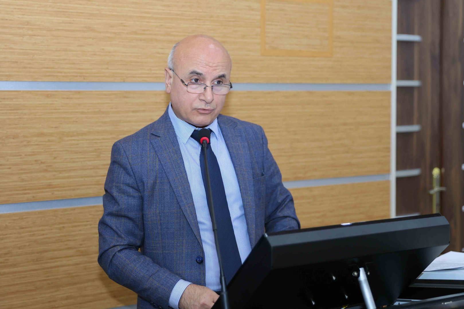Elmi Şurada UNEC-in elmi nailiyyətləri və rəqəmsallaşmaya keçidlə bağlı hesabat açıqlanıb (FOTO)