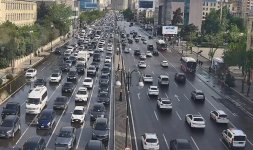 Sürücülərin NƏZƏRİNƏ: Bakıda bu yollarda sıxlıq var - SİYAHI (FOTO)