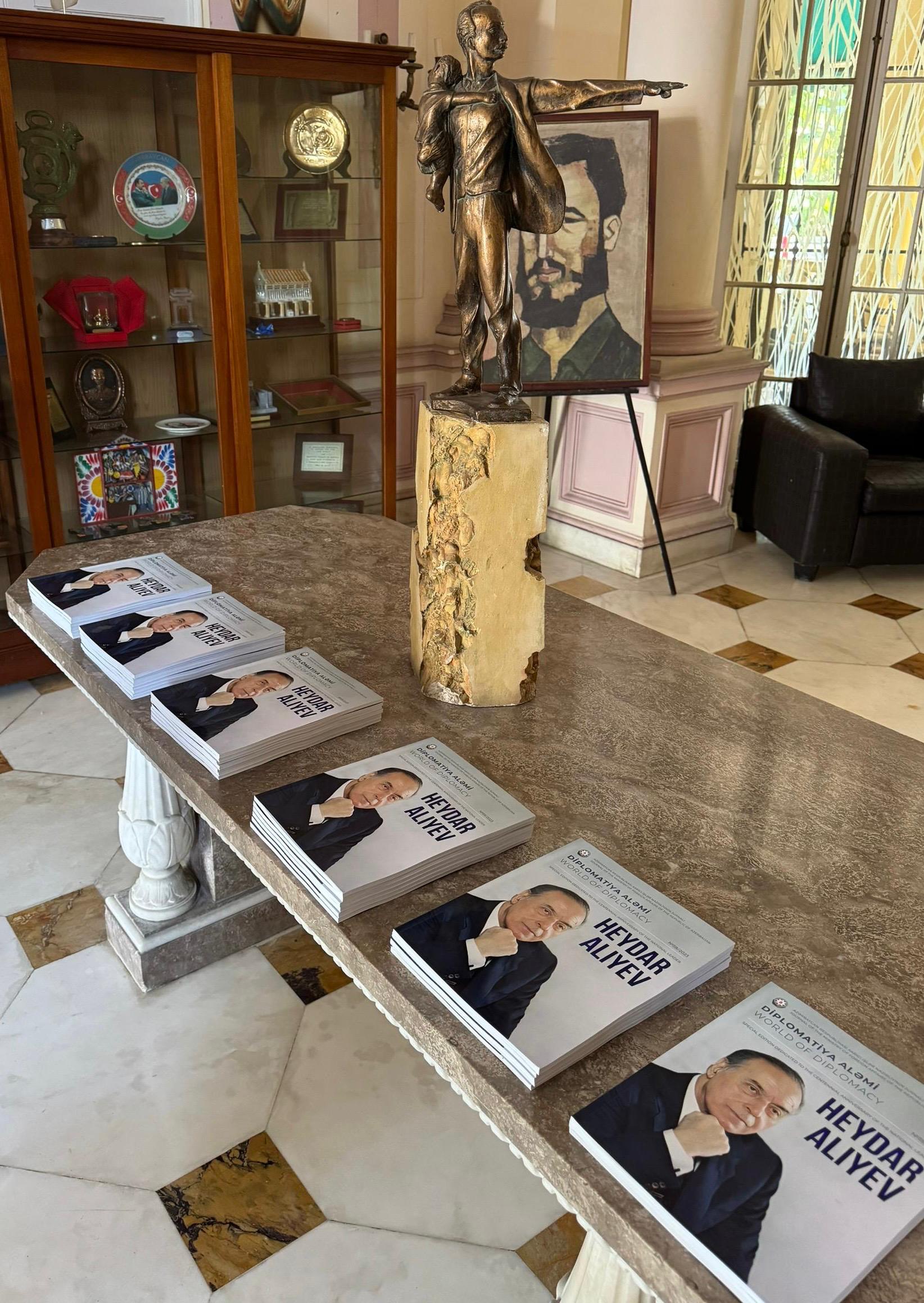 Kubada Ulu Öndər Heydər Əliyevin anadan olmasının 102 illiyinə həsr olunan tədbir keçirilib (FOTO)