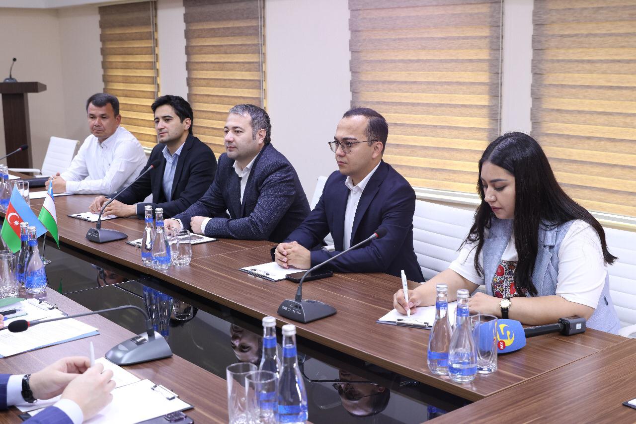 MEDİA-da Özbəkistan nümayəndələri ilə görüş keçirilib (FOTO)