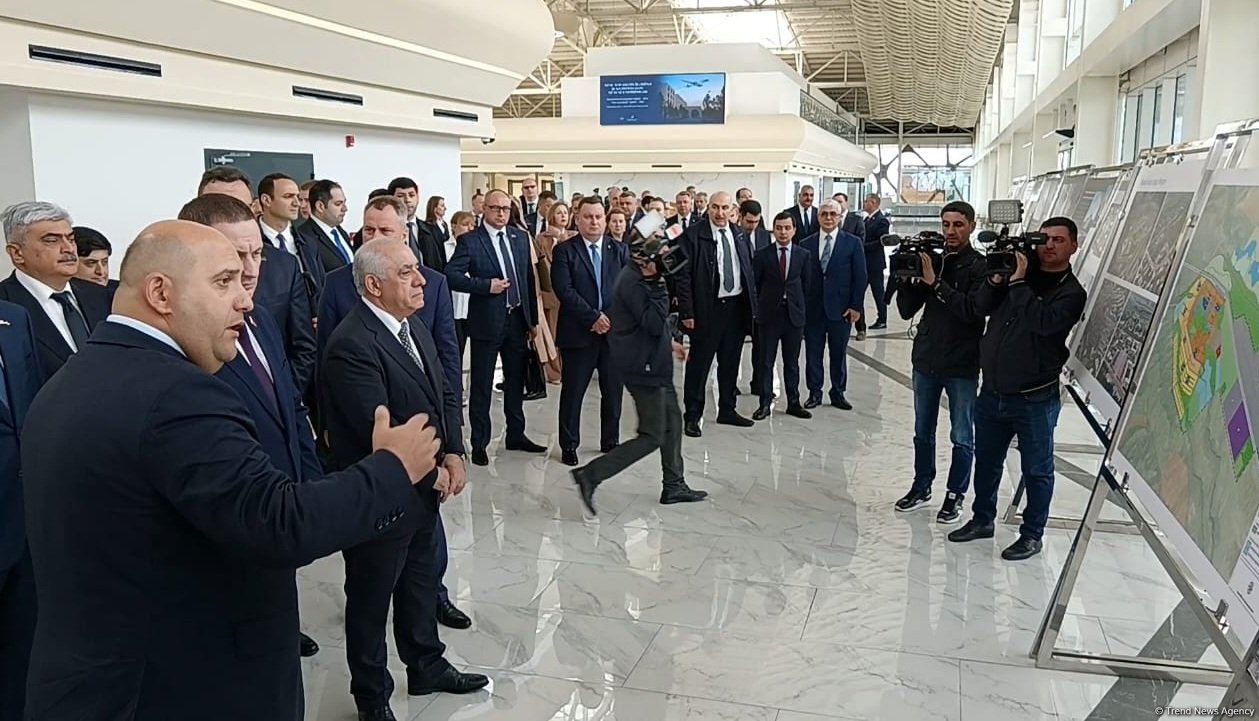 Belarus Baş naziri Füzulidə aparılan genişmiqyaslı bərpa-quruculuq işləri barədə məlumatlandırılıb (FOTO)