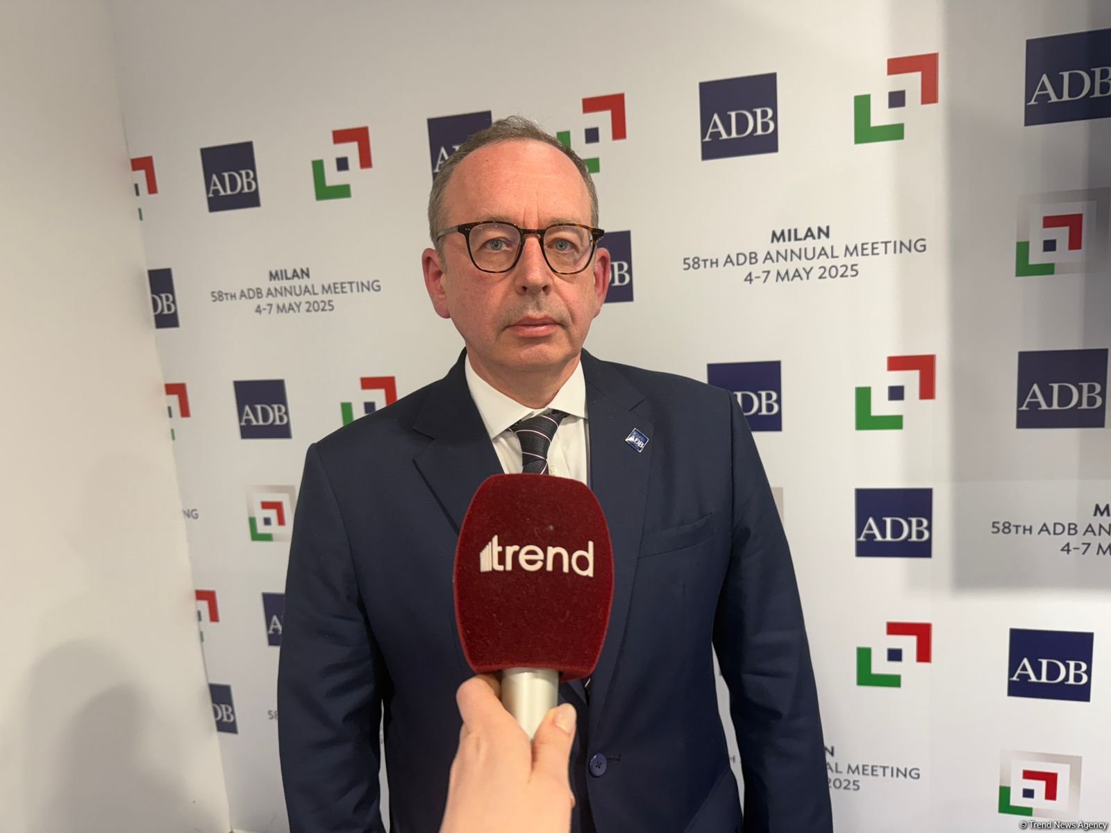 AİB və Azərbaycan yeni tərəfdaşlıq strategiyasını və layihə portfelinin inkişafını müzakirə edəcək - Yevgeni Jukov (ÖZƏL MÜSAHİBƏ)