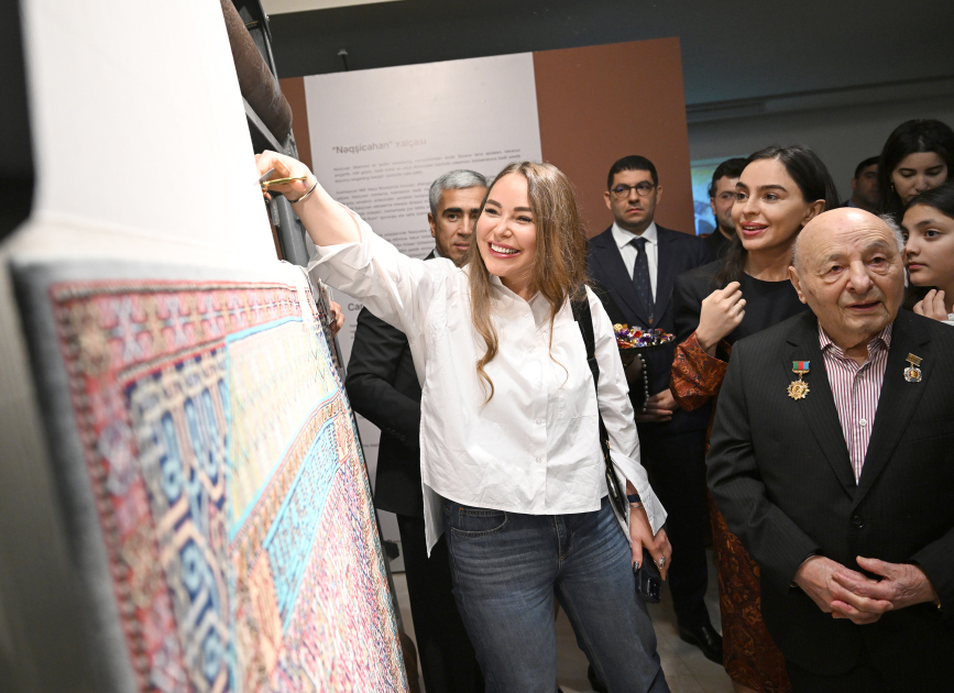 Azərbaycan Milli Xalça Muzeyində “Rabat xalça sənəti” immersiv sərgisi açılıb (FOTO)