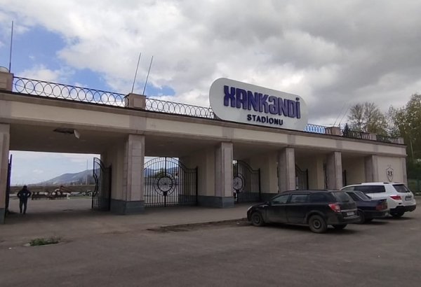 Xankəndi stadionunda təmir-bərpa işləri aparılır (FOTO)