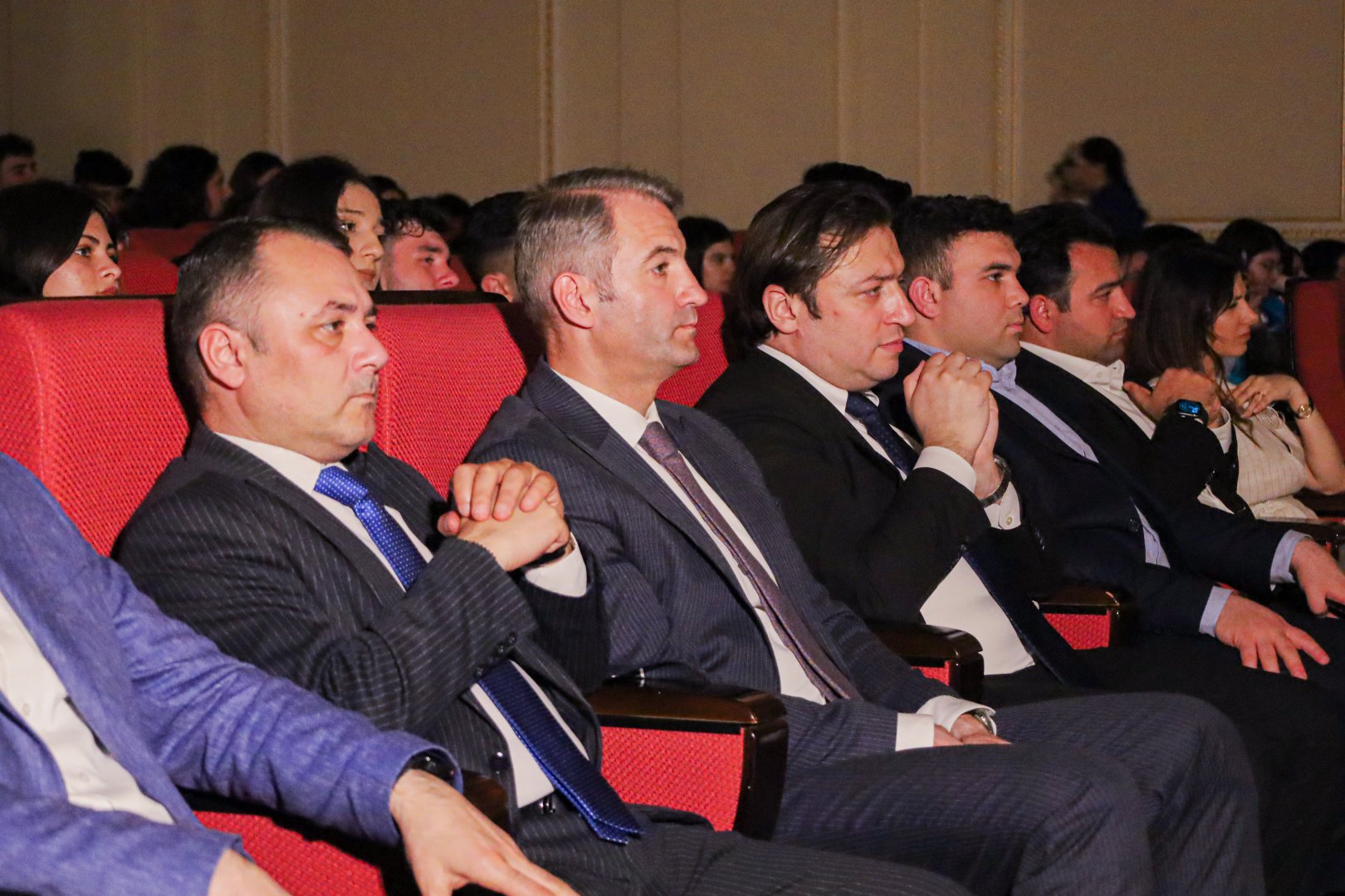 Ümummilli Lider Heydər Əliyevin 102 illiyinə həsr olunmuş təntənəli ədəbi-bədii tədbir təşkil edilib (FOTO)