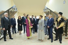 Mərakeş Krallığının Şahzadəsi 132-134 nömrəli Təhsil Kompleksində olub (FOTO)