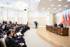 Prezident İlham Əliyev və Vyetnam Kommunist Partiyasının Mərkəzi Komitəsinin Baş katibi mətbuata bəyanatlarla çıxış ediblər (FOTO/VİDEO) (YENİLƏNİB)