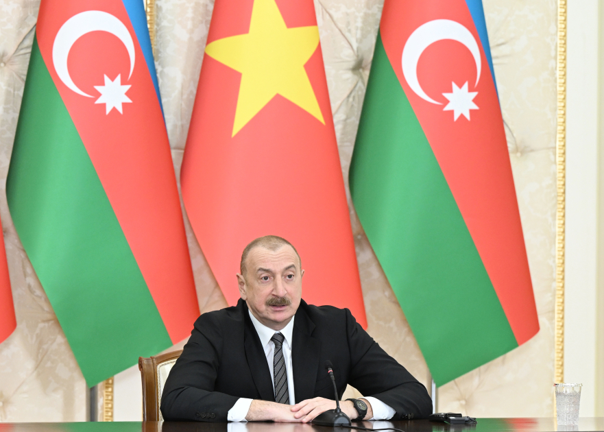 Prezident İlham Əliyev və Vyetnam Kommunist Partiyasının Mərkəzi Komitəsinin Baş katibi mətbuata bəyanatlarla çıxış ediblər (FOTO) (YENİLƏNİB)