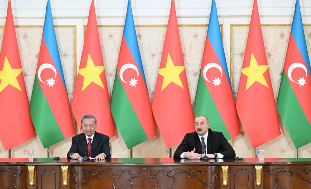 Prezident İlham Əliyev və Vyetnam Kommunist Partiyasının Mərkəzi Komitəsinin Baş katibi mətbuata bəyanatlarla çıxış ediblər (FOTO)
