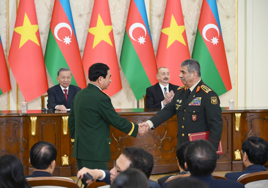 Azərbaycan ilə Vyetnam arasında imzalanmış sənədlər mübadilə edilib (YENİLƏNİB) (FOTO)
