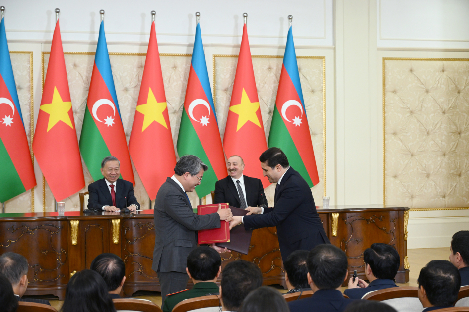 Azərbaycan ilə Vyetnam arasında imzalanmış sənədlər mübadilə edilib (YENİLƏNİB) (FOTO)