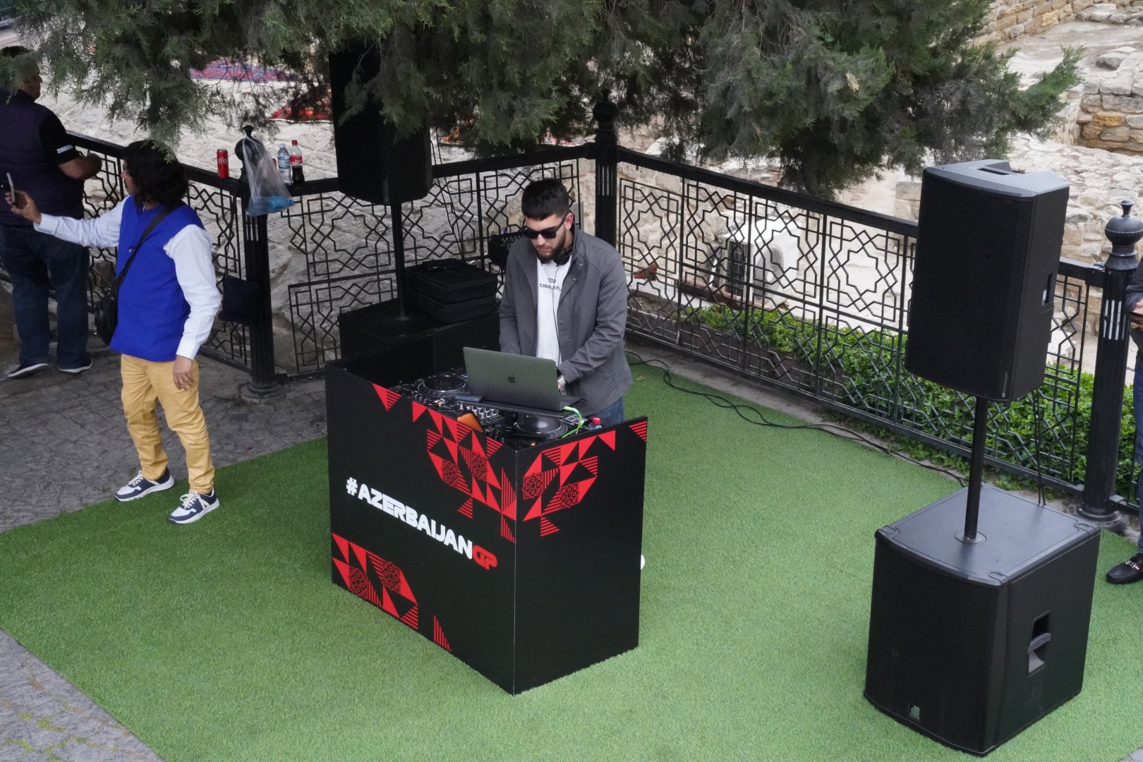 2-4 may tarixlərində təşkil olunan Beynəlxalq Xalça Festivalını daha da rəngarəng edən rəsmi tərəfdaşları (FOTO)