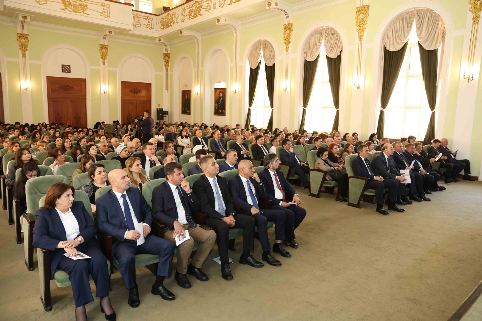 UNEC-də “Heydər Əliyev və müstəqil Azərbaycan quruculuğu strategiyası” adlı elmi-praktiki konfrans keçirilib (FOTO)