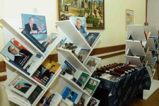 UNEC-də “Heydər Əliyev və müstəqil Azərbaycan quruculuğu strategiyası” adlı elmi-praktiki konfrans keçirilib (FOTO)