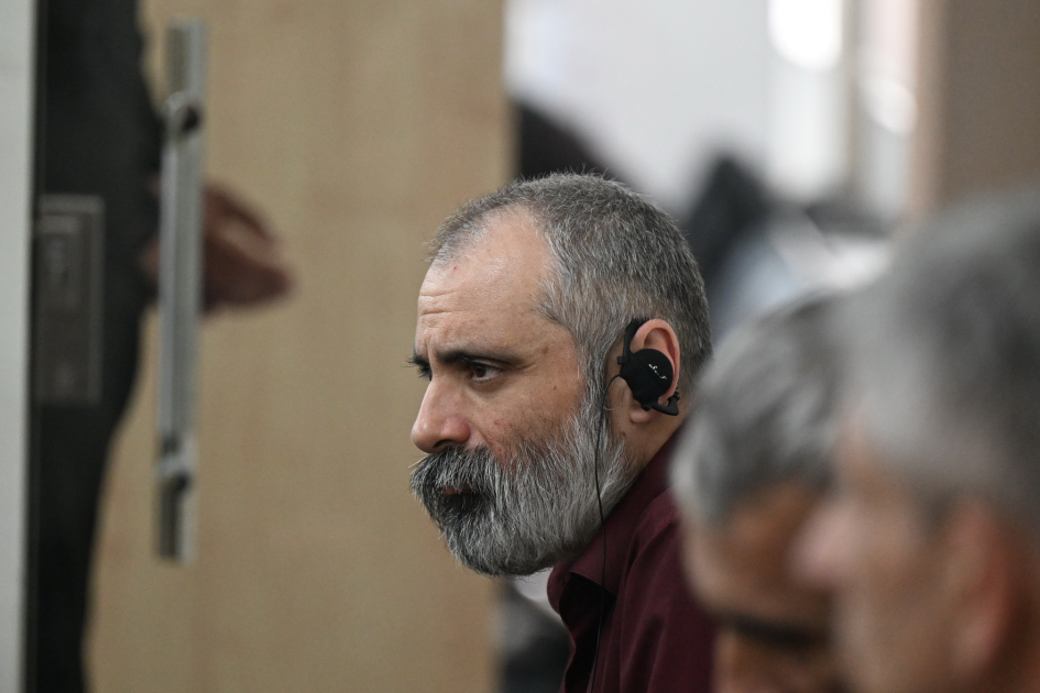 Məhkəmədə Ermənistan silahlı qüvvələri tərəfindən Kəlbəcərin işğalı zamanı əsir və girov götürülmüş azərbaycanlılara işgəncələr verilməsi ilə bağlı ifadələr dinlənilib (FOTO)