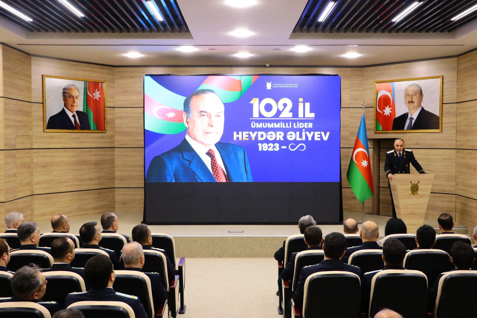 Ümummilli Lider Heydər Əliyevin Azərbaycan dövlətçiliyi və konstitusiya quruculuğunun banisi kimi rolu əvəzsizdir - Kamran Əliyev