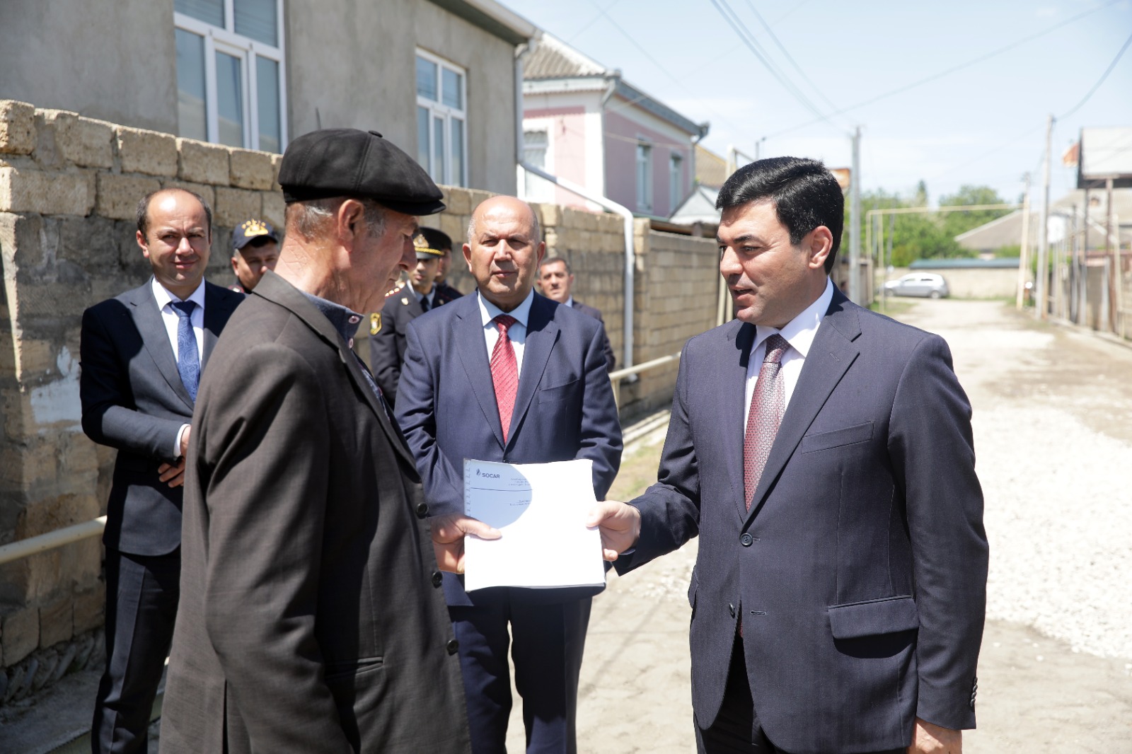 Xudat şəhərinin 4-cü şöbə adlanan ərazisinə ilk dəfə təbii qaz verilib (FOTO)