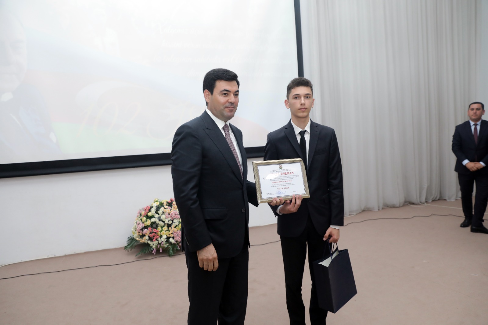 Xaçmazda “Heydər Əliyev - müstəqilliyimizin və suverenliyimizin banisi” adlı konfrans keçirilib (FOTO)