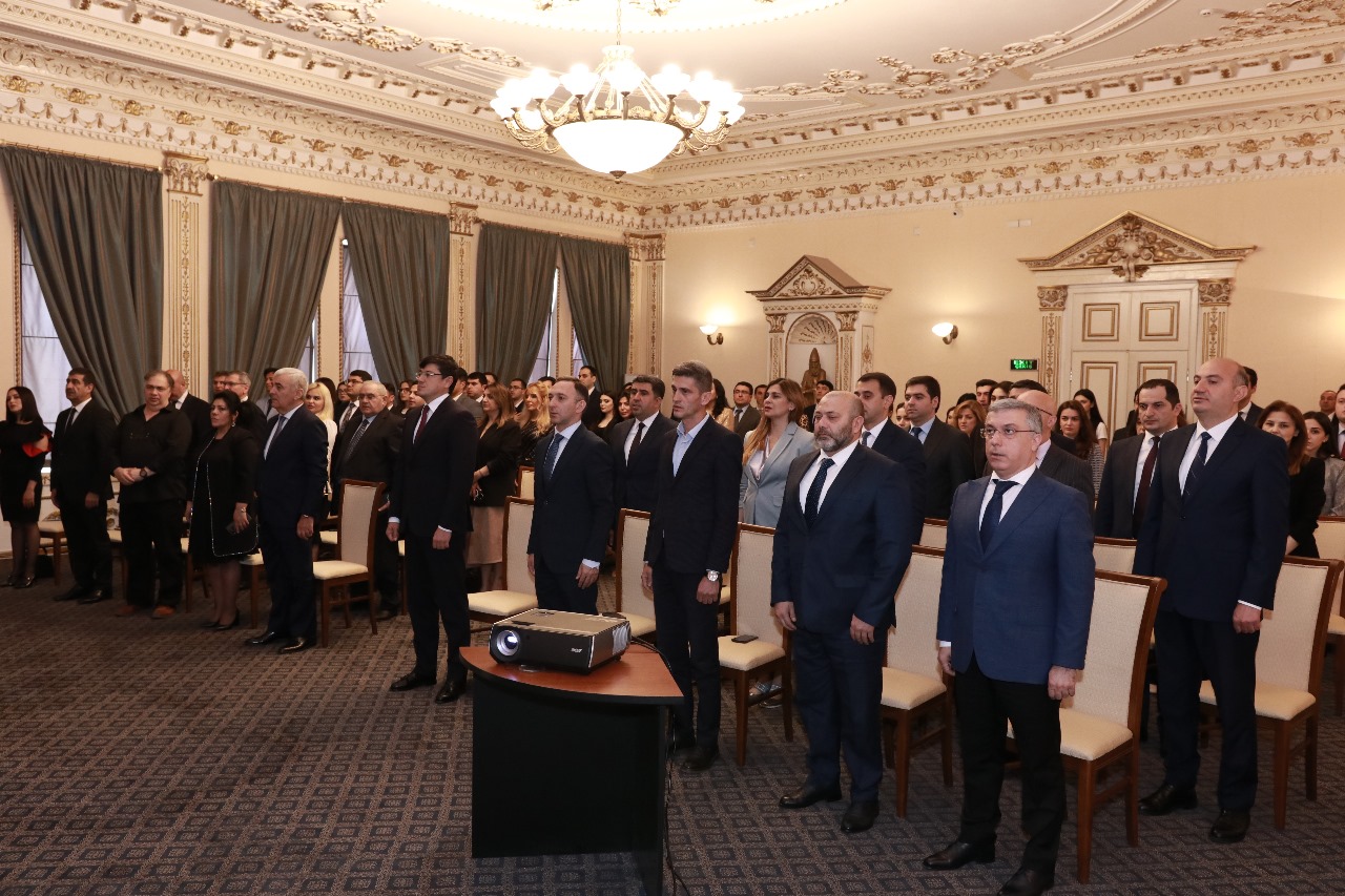 Ümummilli Lider Heydər Əliyevin anadan olmasının 102-ci ildönümü Diasporla İş üzrə Dövlət Komitəsində qeyd edilib (FOTO)