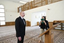 Prezident İlham Əliyev və Birinci xanım Mehriban Əliyeva Şuşa rayonunun Daşaltı kənd məscidinin açılışında iştirak ediblər (YENİLƏNİB) (FOTO)