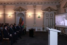 Ümummilli Lider Heydər Əliyevin anadan olmasının 102-ci ildönümü Diasporla İş üzrə Dövlət Komitəsində qeyd edilib (FOTO)