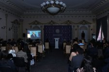 Ümummilli Lider Heydər Əliyevin anadan olmasının 102-ci ildönümü Diasporla İş üzrə Dövlət Komitəsində qeyd edilib (FOTO)