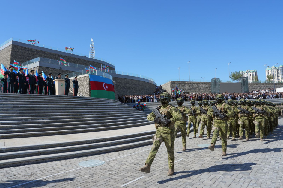 Dövlət Sərhəd Xidmətinin Akademiyasını bu il 168 kursant bitirib (FOTO)
