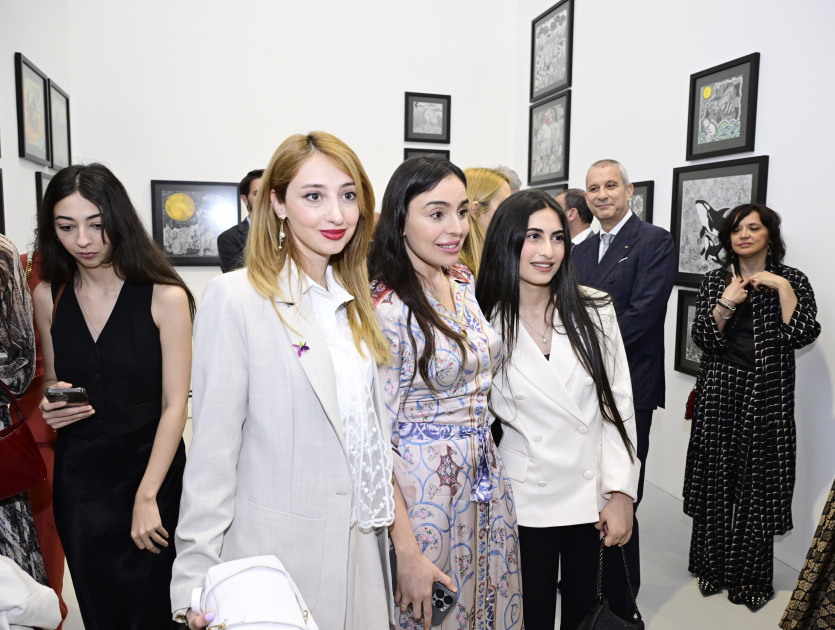Heydər Əliyev Fondunun vitse-prezidenti Leyla Əliyeva və Arzu Əliyeva Romada MAMA “Ana təbiət” sərgisinin təqdimatında iştirak ediblər (FOTO)