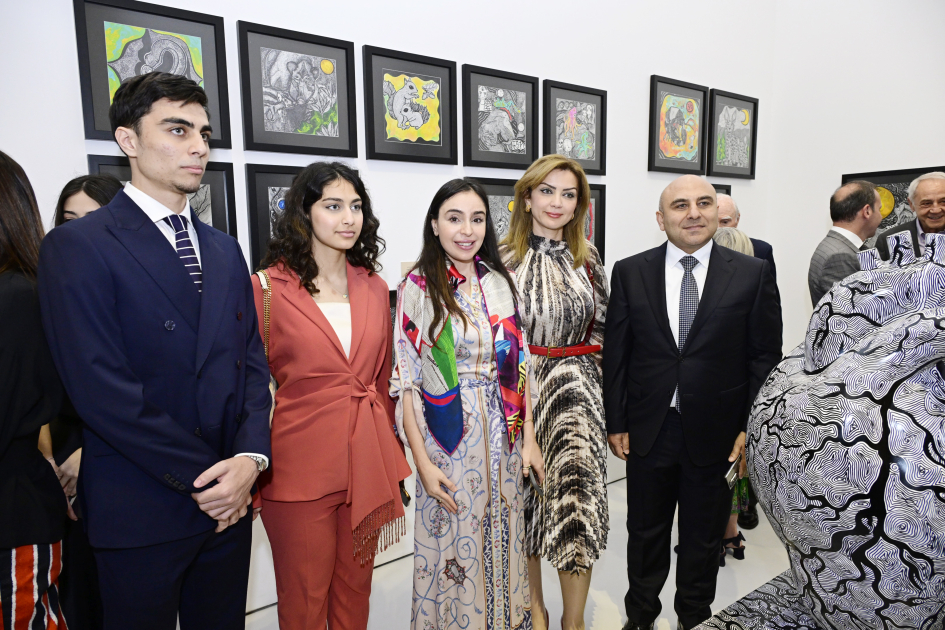 Heydər Əliyev Fondunun vitse-prezidenti Leyla Əliyeva və Arzu Əliyeva Romada MAMA “Ana təbiət” sərgisinin təqdimatında iştirak ediblər (FOTO)