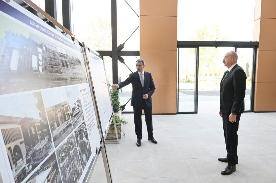 Prezident İlham Əliyev Ağdam Dəmir Yolu və Avtovağzal Kompleksinin açılışında iştirak edib (YENİLƏNİB) (FOTO)