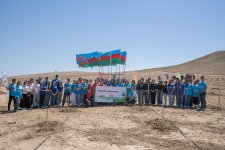 Azərbaycan Könüllüləri Ulu Öndər Heydər Əliyevin əziz xatirəsini yad ediblər (FOTO)