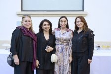 Heydər Əliyev Fondunun vitse-prezidenti Leyla Əliyeva və Arzu Əliyeva Romada MAMA “Ana təbiət” sərgisinin təqdimatında iştirak ediblər (FOTO)