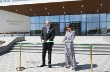 Prezident İlham Əliyev və Birinci xanım Mehriban Əliyeva Ağdam Muğam Mərkəzinin açılışında iştirak ediblər (FOTO/VİDEO) (YENİLƏNİB-3)