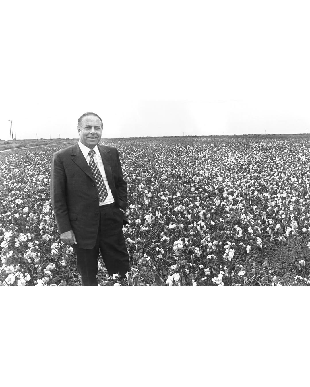 Birinci vitse-prezident Mehriban Əliyeva Ümummilli Lider Heydər Əliyevin anadan olmasının 102-ci ildönümü ilə bağlı paylaşım edib (FOTO)
