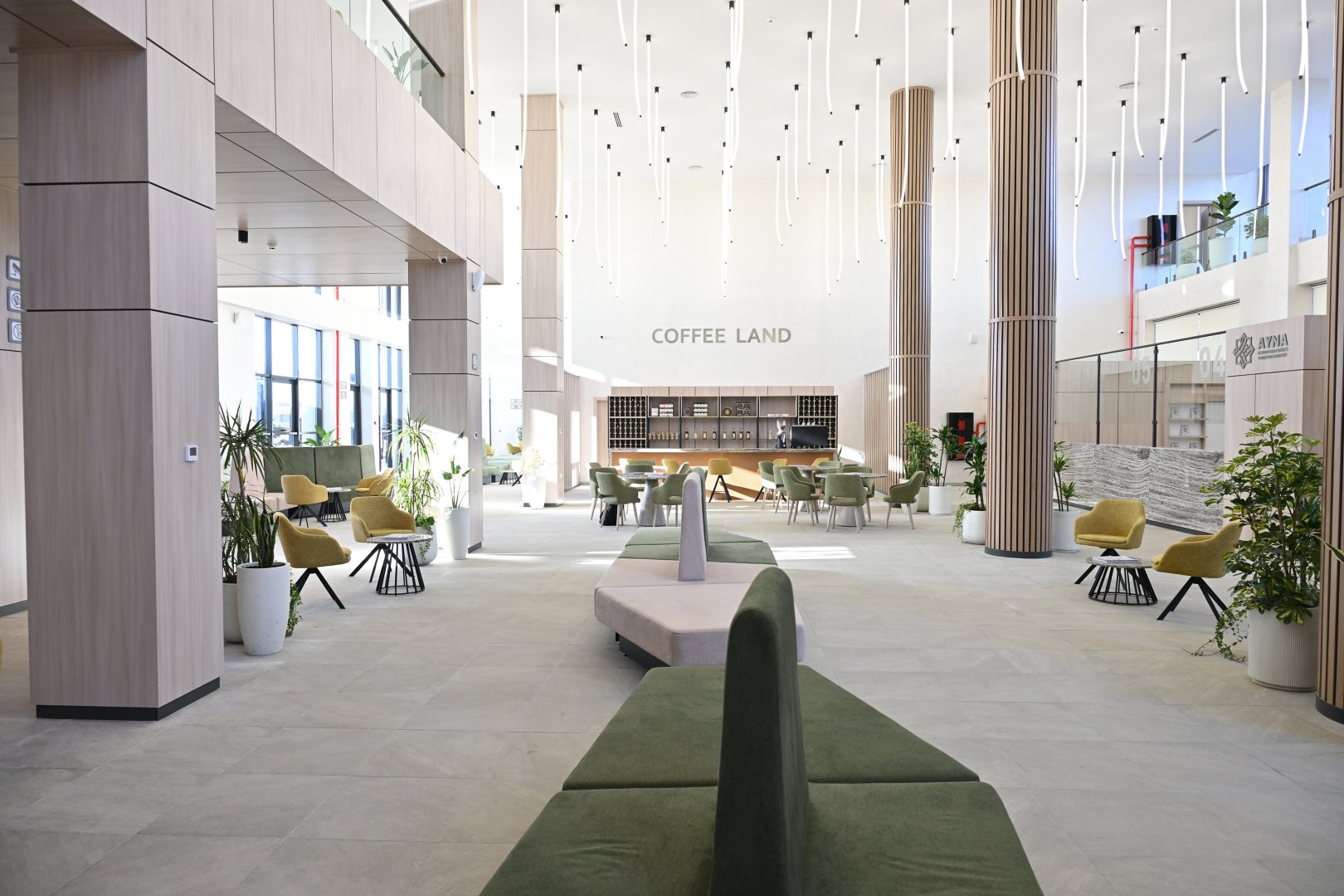 Prezident İlham Əliyev Ağdam Dəmir Yolu və Avtovağzal Kompleksinin açılışında iştirak edib (YENİLƏNİB) (FOTO/VİDEO)