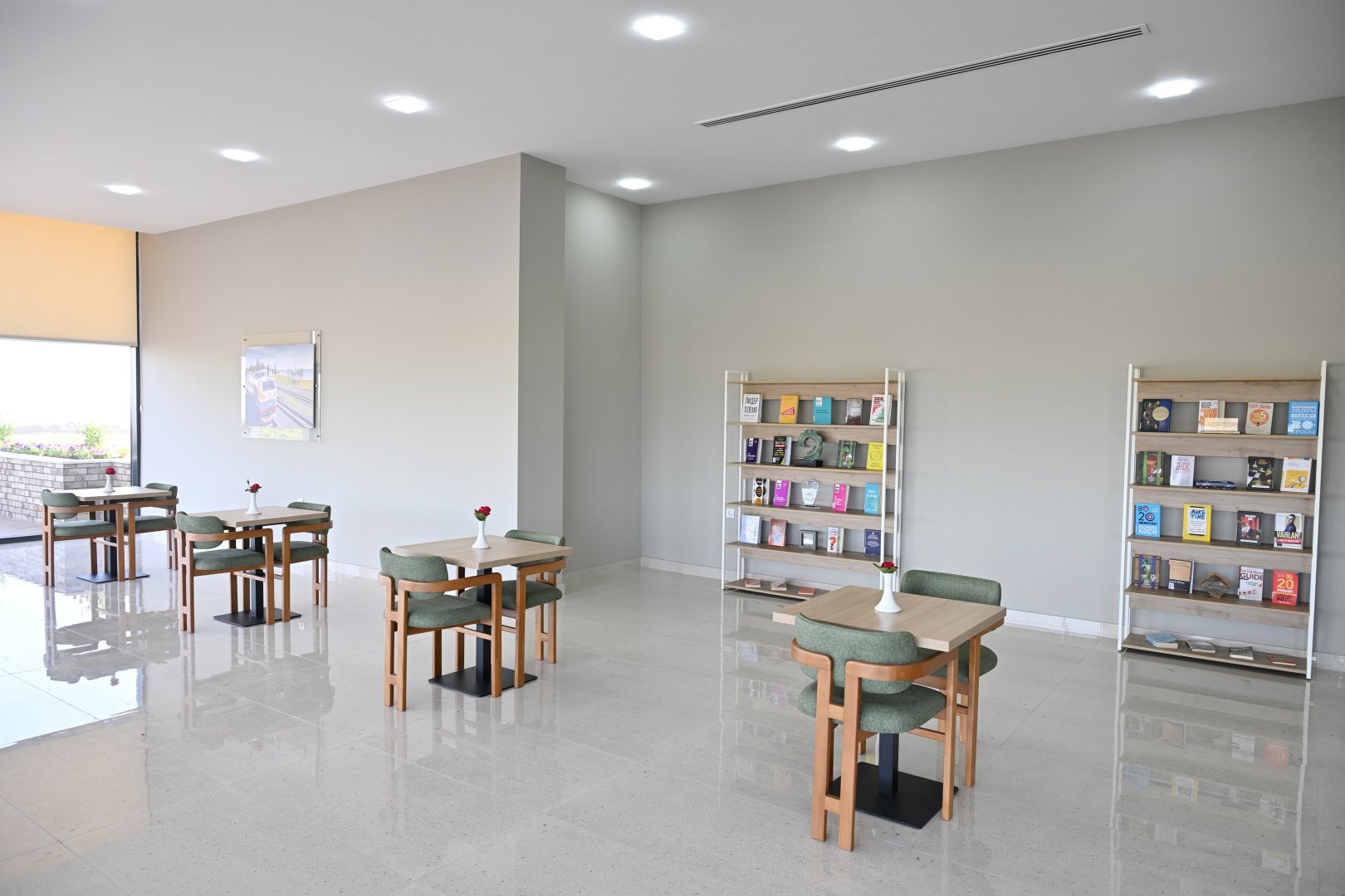 Prezident İlham Əliyev Ağdam Dəmir Yolu və Avtovağzal Kompleksinin açılışında iştirak edib (YENİLƏNİB) (FOTO/VİDEO)