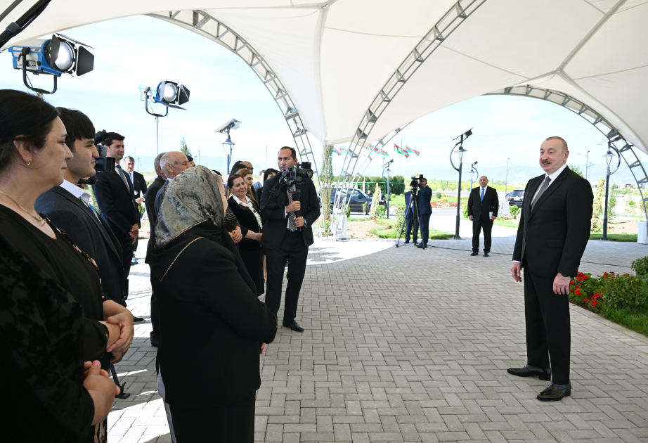 Prezident İlham Əliyev: İkinci mərhələdə Kəngərlidə daha çox ev tikiləcək