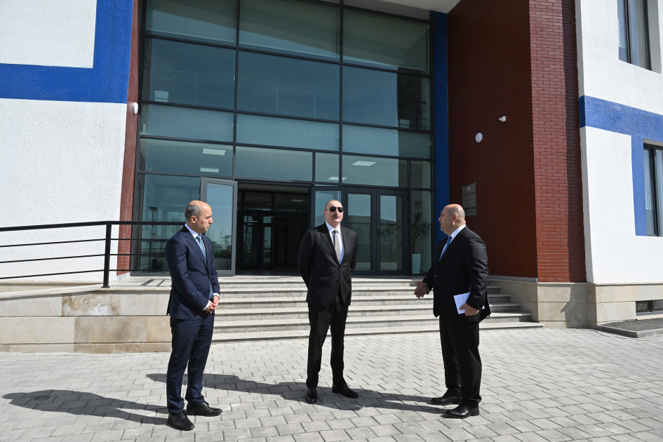 Prezident İlham Əliyev Ağdam rayonunun Kəngərli kəndinin birinci mərhələsinin açılışında iştirak edib (FOTO) (YENİLƏNİB)