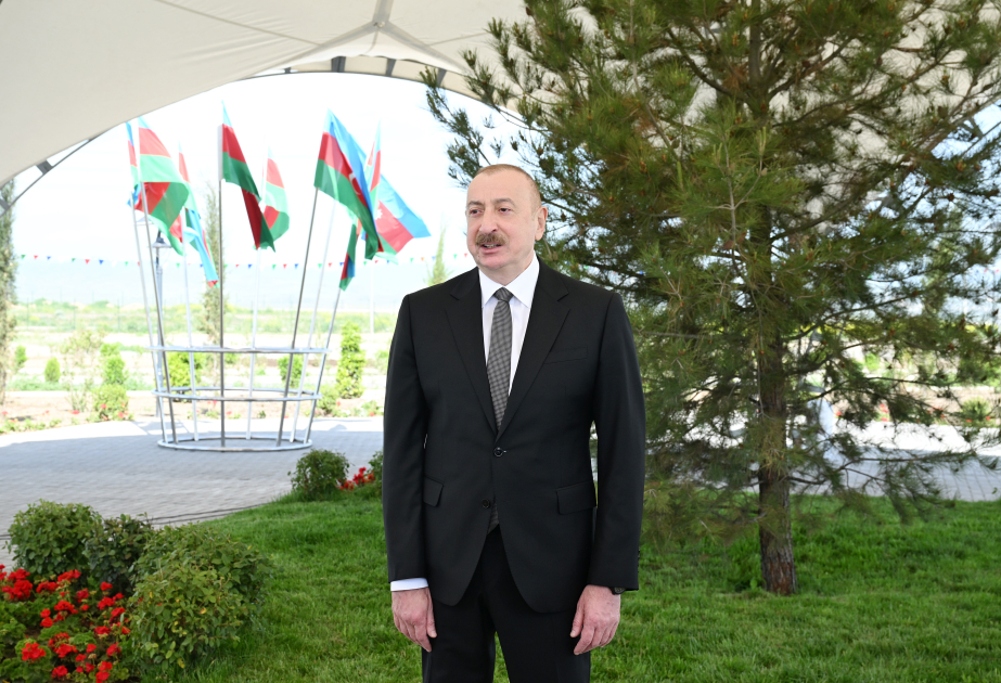 Prezident İlham Əliyev Ağdam rayonunun Kəngərli kəndinin birinci mərhələsinin açılışında iştirak edib (FOTO) (YENİLƏNİB)
