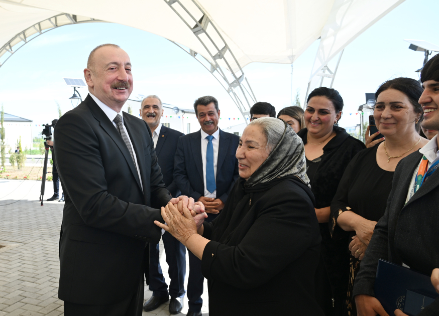 Prezident İlham Əliyev Ağdam rayonunun Kəngərli kəndinin birinci mərhələsinin açılışında iştirak edib (FOTO) (YENİLƏNİB)