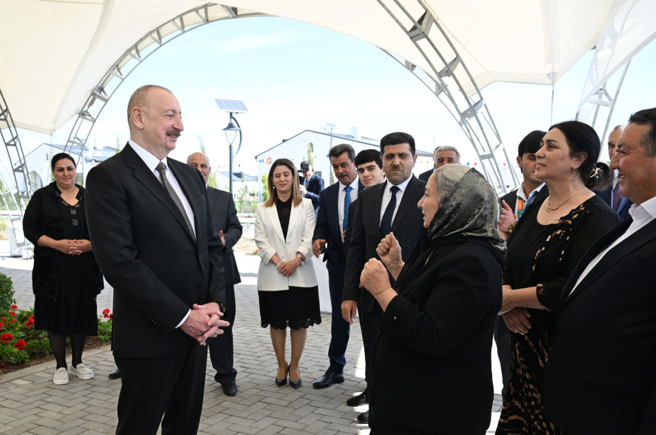 Prezident İlham Əliyev Ağdam rayonunun Kəngərli kəndinin birinci mərhələsinin açılışında iştirak edib (FOTO) (YENİLƏNİB)