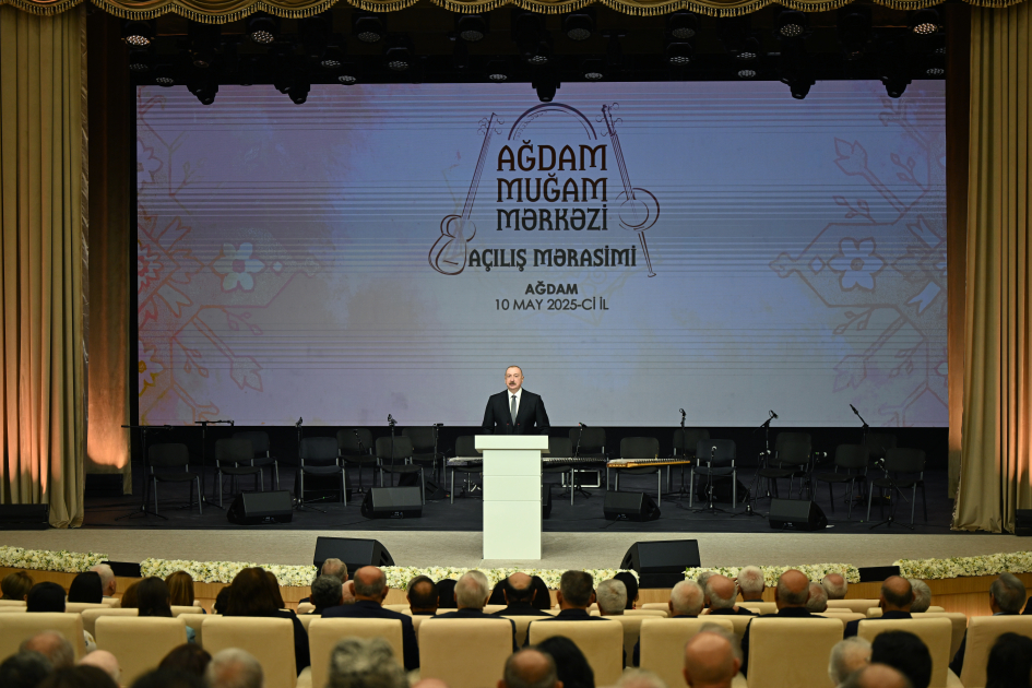 Prezident İlham Əliyev: Ulu Öndərin bütün həyatı, bütün fəaliyyəti Azərbaycan xalqına, dövlətinə həsr edilmişdir