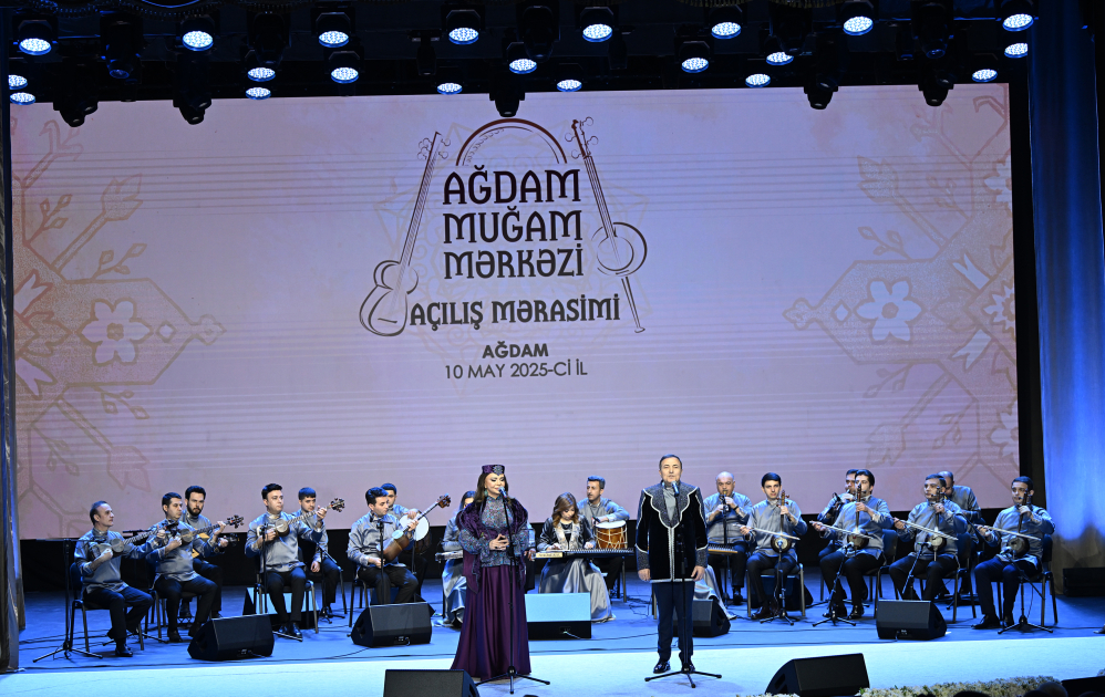 Prezident İlham Əliyev və Birinci xanım Mehriban Əliyeva Ağdam Muğam Mərkəzinin açılışında iştirak ediblər (FOTO/VİDEO) (YENİLƏNİB-3)