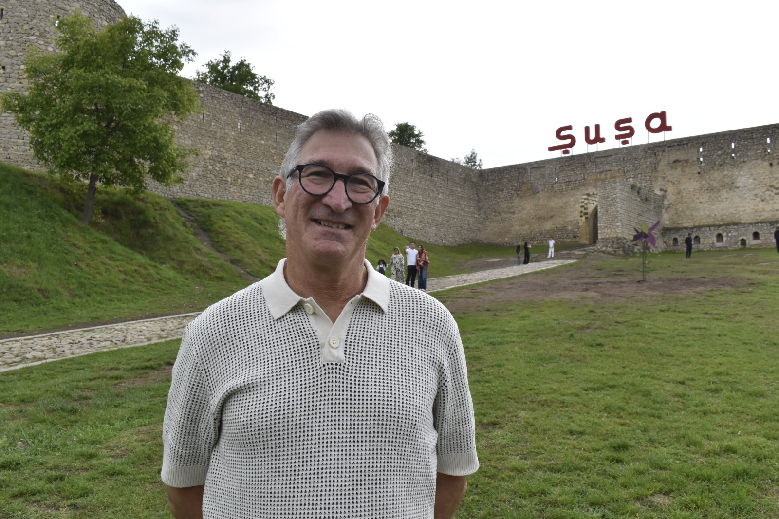 Azad edilmiş ərazilərdə bərpa işləri çox sürətli templərlə gedir - Avstraliyalı hüquqşünas (FOTO)