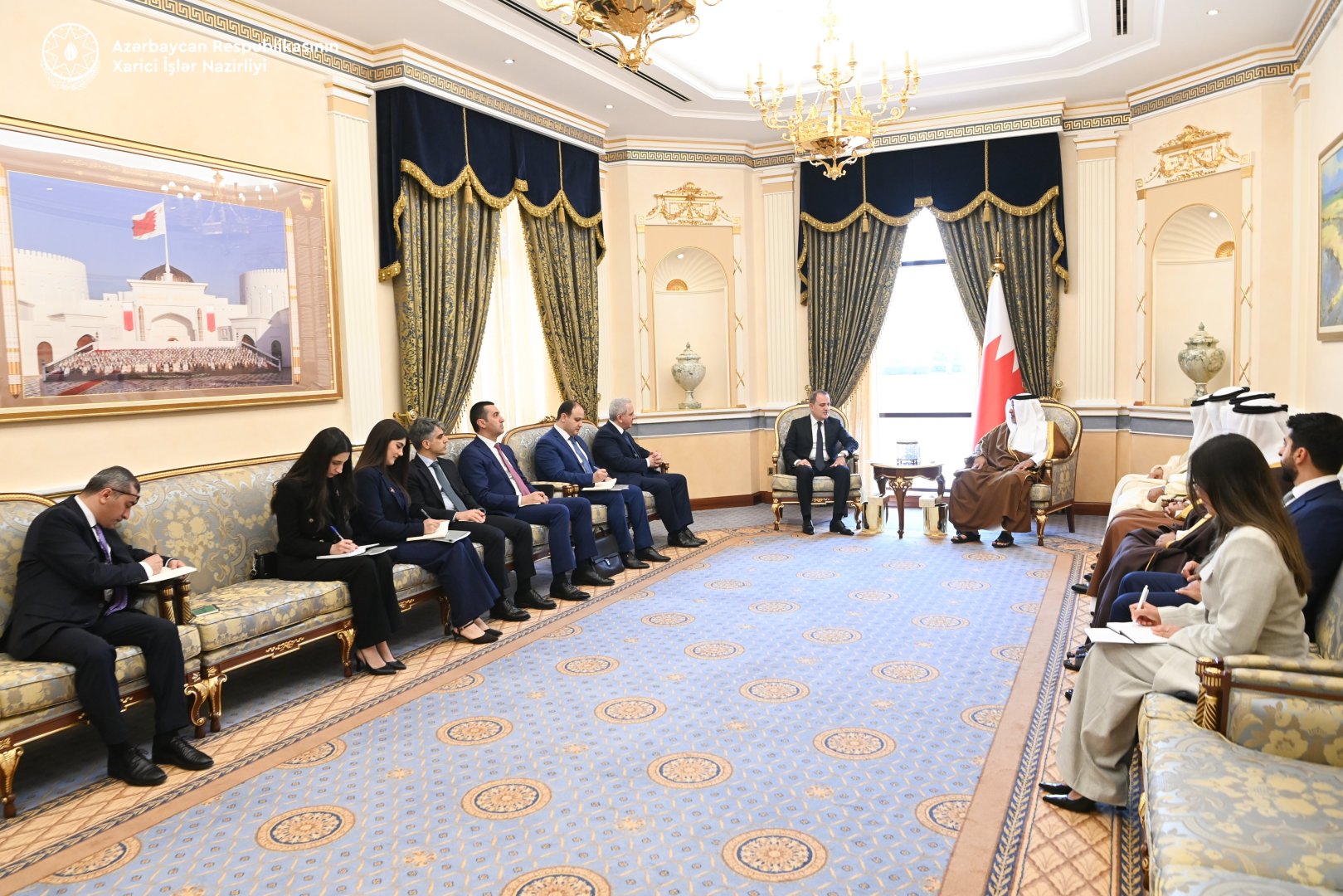 Ceyhun Bayramov Bəhreyn vəliəhdi ilə iki ölkə arasında çoxtərəfli əməkdaşlığı müzakirə edib (FOTO)