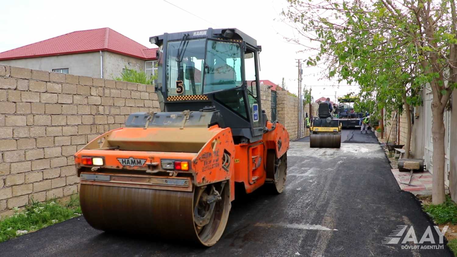 Bakıda bu küçənin təmiri yekunlaşmaq üzrədir (FOTO/VİDEO)